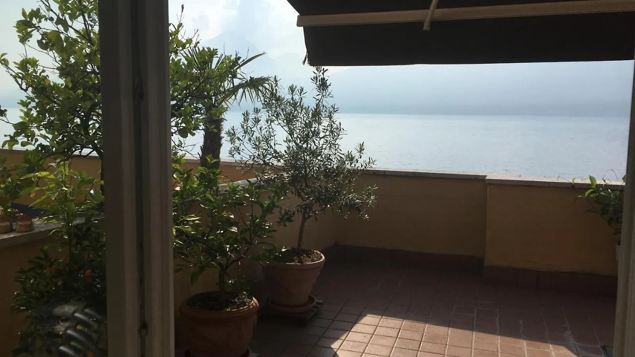 Apartment Appartamento Moderno Con Ampia Terrazza Castelletto Di Brenzone
